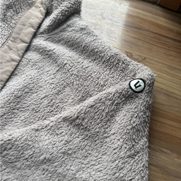 Vuori Sherpa Jacket - Picture 2 of 3